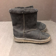 Load image into Gallery viewer, Girls Winter Boots

