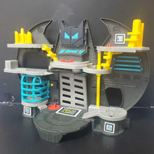 Load image into Gallery viewer, Imaginext Super Friends Batcave Playset
