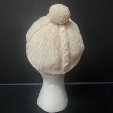 Load image into Gallery viewer, Girls Winter Hat
