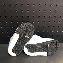 Load image into Gallery viewer, Boys Jordan Old School Sneakers
