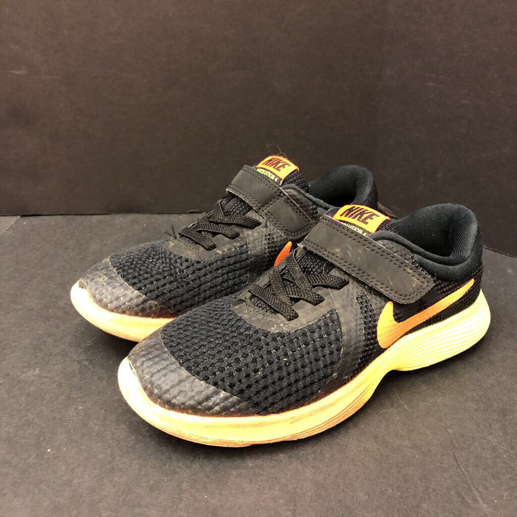 Girls Revolution 4 Sneakers