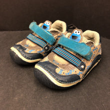 Load image into Gallery viewer, Boys Cookie Monster Shoes
