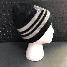 Load image into Gallery viewer, Boys Superman Winter Hat
