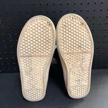 Load image into Gallery viewer, Girls Winter Boots
