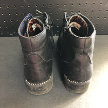 Load image into Gallery viewer, Girls Boots

