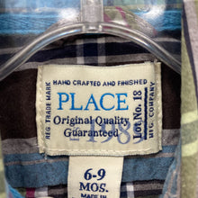 Load image into Gallery viewer, Plaid Button Down Shirt
