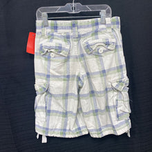 Load image into Gallery viewer, Plaid Cargo Shorts
