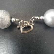 Load image into Gallery viewer, Sparkly Beaded Necklace
