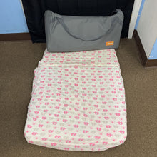 Load image into Gallery viewer, Portable Toddler Bumper Bed
