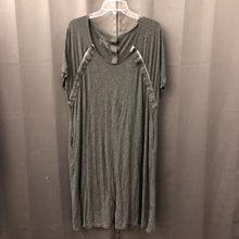 Load image into Gallery viewer, Delivery &amp; Nursing Gown
