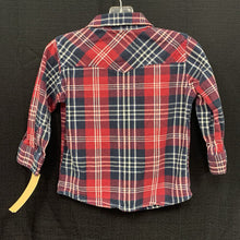 Load image into Gallery viewer, Plaid Button Down Shirt
