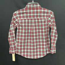 Load image into Gallery viewer, Plaid Button Down Shirt
