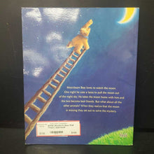 Load image into Gallery viewer, Moonbeam Bear (Rolf Fanger) -paperback
