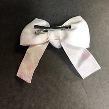 Load image into Gallery viewer, Valentine's Day Heart Hairbow Clip
