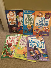 Load image into Gallery viewer, Weird School 7 books bundle (Dan Gutman)-series
