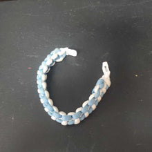 Load image into Gallery viewer, Paracord Bracelet
