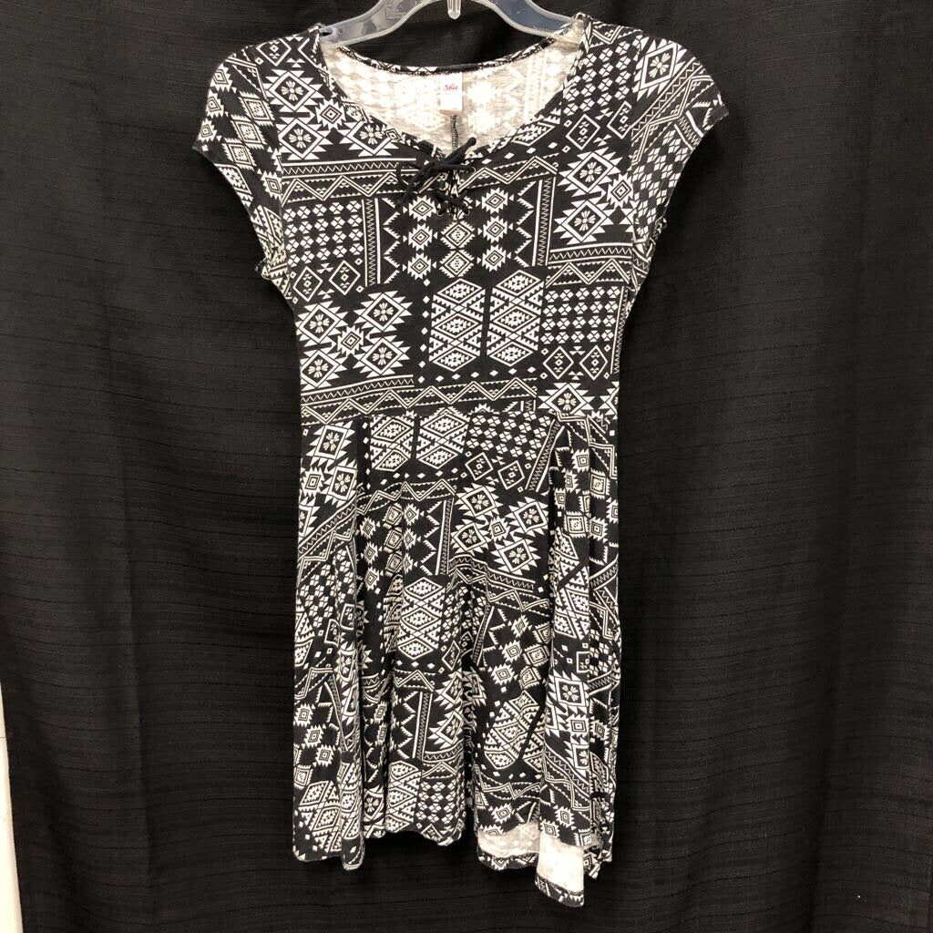 Geometric pattern dress