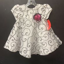 Load image into Gallery viewer, Swirl pattern dress
