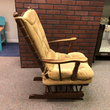 Load image into Gallery viewer, Glider(The Chair Company)
