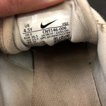 Load image into Gallery viewer, Girls Varsity Sneakers
