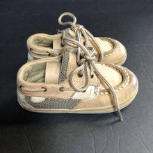 Load image into Gallery viewer, Boys Slide On Shoes
