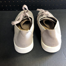 Load image into Gallery viewer, Womens Sneakers
