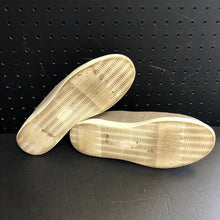Load image into Gallery viewer, Womens Sneakers
