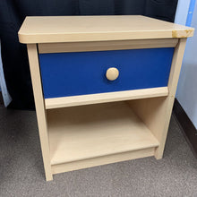 Load image into Gallery viewer, Side table Logic Division Pallister Furniture
