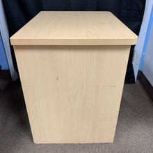 Load image into Gallery viewer, Side table Logic Division Pallister Furniture
