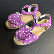 Load image into Gallery viewer, Girls Polka Dot Sandals
