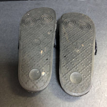 Load image into Gallery viewer, Girls Pom-Pom Slide On Shoes
