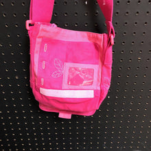Load image into Gallery viewer, Flower Shoulder Bag
