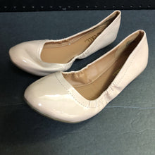 Load image into Gallery viewer, Womens Flats
