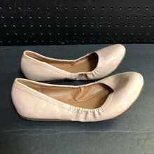 Load image into Gallery viewer, Womens Flats
