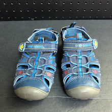 Load image into Gallery viewer, Boys Light-Up Sandals

