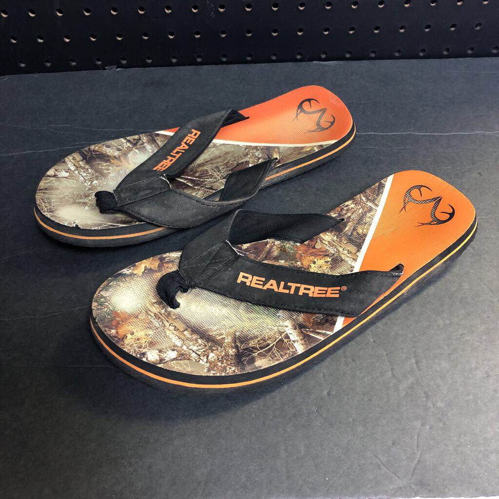 Boys Camo Flip Flops
