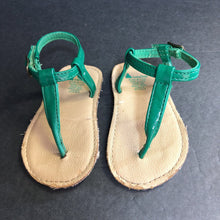 Load image into Gallery viewer, Girls Sandals

