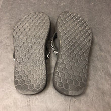 Load image into Gallery viewer, Girls Rhinestone Flip Flops
