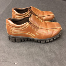 Load image into Gallery viewer, Boys Slip On Shoes
