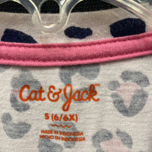 Load image into Gallery viewer, Animal Print Top
