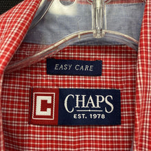 Load image into Gallery viewer, Plaid button down shirt
