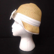 Load image into Gallery viewer, Straw Sun Hat w/bow
