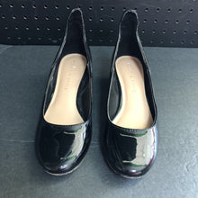 Load image into Gallery viewer, Girls Valletti Pump Shoes (Kelly &amp; Katie)
