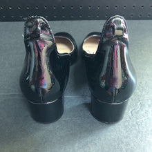 Load image into Gallery viewer, Girls Valletti Pump Shoes (Kelly &amp; Katie)
