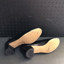 Load image into Gallery viewer, Girls Valletti Pump Shoes (Kelly &amp; Katie)
