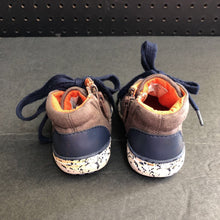 Load image into Gallery viewer, Boys Zip Up Shoes
