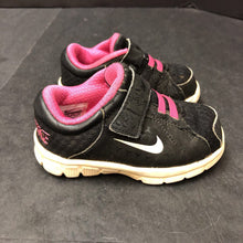 Load image into Gallery viewer, Girls Velcro Sneakers
