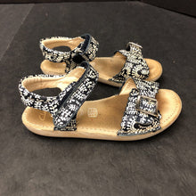 Load image into Gallery viewer, Girls Sandals

