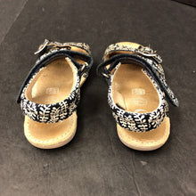 Load image into Gallery viewer, Girls Sandals

