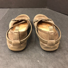 Load image into Gallery viewer, Girls Slip On Shoes
